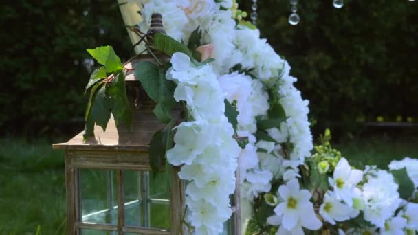 Close Decorazioni Nozze Cerimonia Della Sposa Dello Sposo Sulla Natura — Video Stock