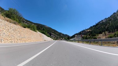 Boş otoyol kanyonu. Yüksek kalite fotoğraf