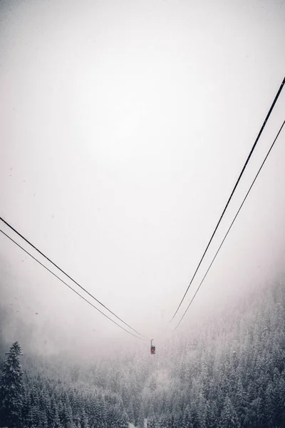 Funicular Traveling Snowy Landscape — Stock Photo, Image