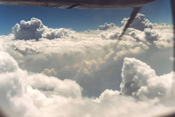 Clouds Land View Airscrew Airplane — Stock Photo, Image