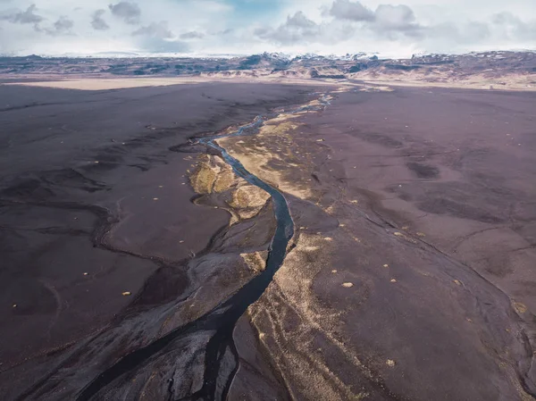 Ijsland Panorama Met Kleine Rivier Bergen — Stockfoto