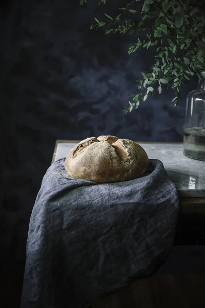 Homemade freshly baked bread — Stock Photo, Image