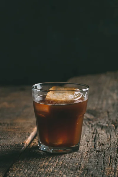 Ice Cold Brew Koffie Glas Houten Oppervlak — Stockfoto
