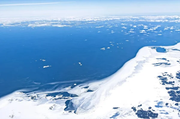 Utsikt Från Flygplansfönstret — Stockfoto