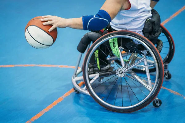 Мужчины Инвалиды Действии Время Игры Баскетбол — стоковое фото