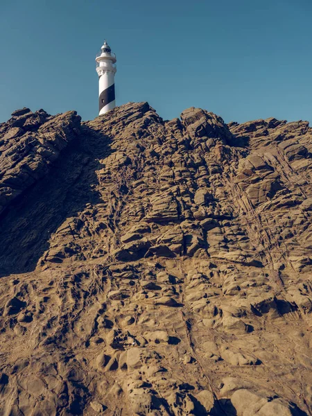 Leuchtturm Auf Dem Hügel — Stockfoto