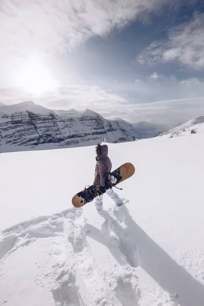 Unrecognizable Female Wearing Warm Clothes Snowboard Special Ammunition Gliding Downhill — Stock Photo, Image