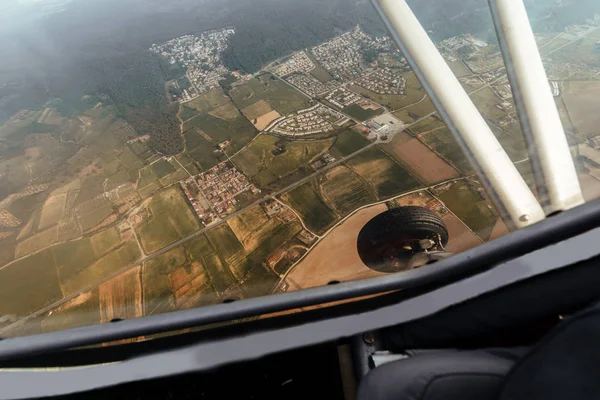 Vista Aérea Dentro Cockpit Avião Pequeno — Fotografia de Stock