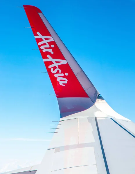Hava Asya uçuşu, uçak penceresinden kanat görüntüsü (Airbus A320)