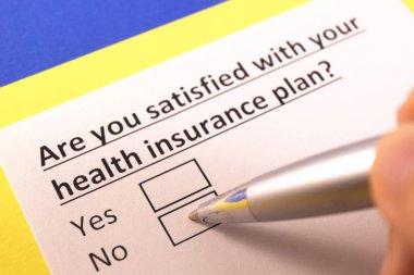 Sağlık sigortandan memnun musun? Evet ya da hayır.?
