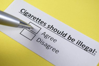 Sigara yasadışı olmalı: katılıyor musun katılmıyor musun??