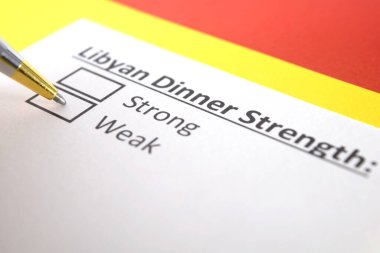 Bir kişi Libya Yemeği 'nin gücü ile ilgili soruya cevap veriyor..