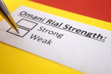 Bir kişi, Umman Ayininin gücü ile ilgili soruya cevap veriyor..