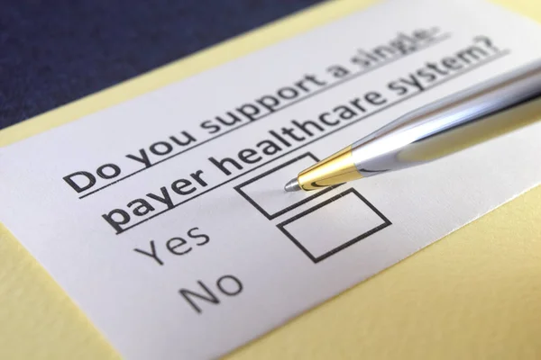 One Person Answering Question Single Payer Healthcare System — Stock Photo, Image