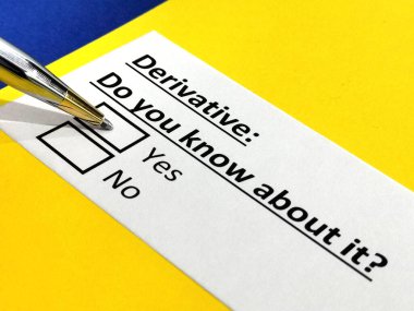 Bir kişi türevle ilgili soruya cevap veriyor..