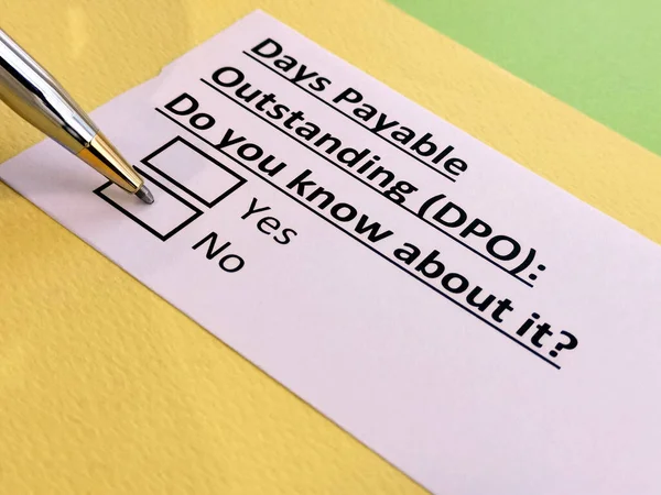 Ödenebilir günlerle ilgili soruya bir kişi cevap veriyor (DPO).