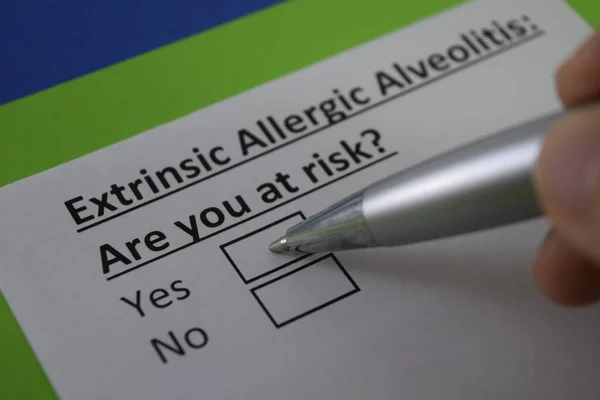 Dedo Está Respondiendo Pregunta Sobre Alveolitis Alérgica Extrínseca — Foto de Stock