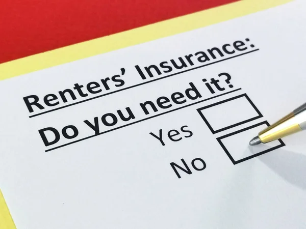 Bir kişi kiracıların sigortası ile ilgili soruya cevap veriyor..