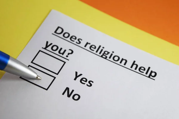 Une Personne Répond Une Question Sur Religion — Photo