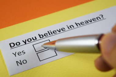 Bir insan cennetle ilgili sorulara cevap veriyor..