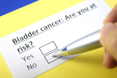 Bir kişi mesane kanseri sorusuna cevap veriyor..