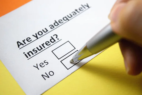 Person Answering Question Insurance — Stock Photo, Image