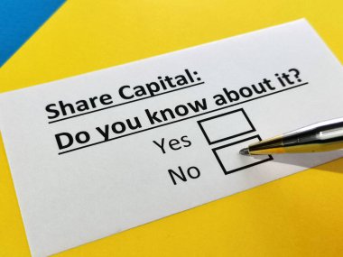 Bir kişi sermaye paylaşımı ile ilgili soruya cevap veriyor.