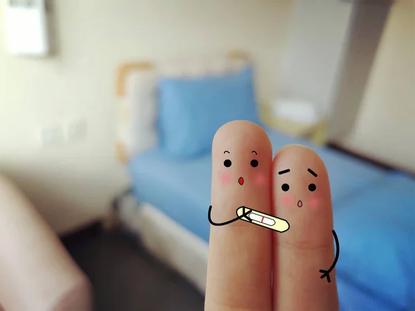 Dois Dedos São Decorados Como Duas Pessoas Ambos Estão Surpresos — Fotografia de Stock