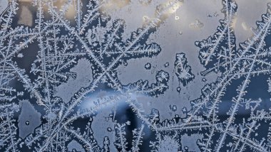 frost hattı, pencere cam desenleri kesişen