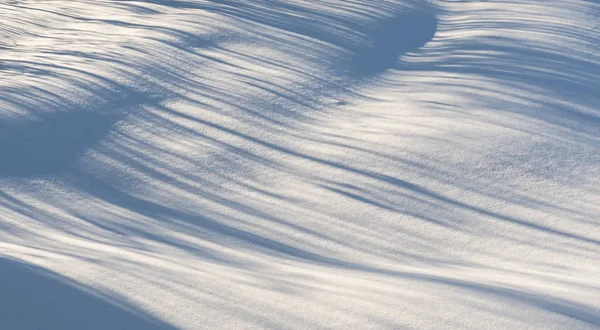Υφή Φωτίζεται Από Τον Ήλιο Μπλε Κυματιστές Σκιές Φρέσκο Χιονοστιβάδα — Φωτογραφία Αρχείου
