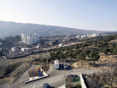 Tiflis bir otel odasının penceresinden görüntülemek