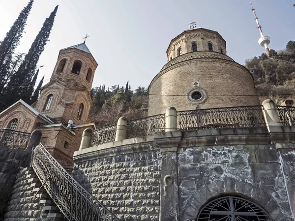 Iglesia de San David e Iglesia de la Transfiguración en la Montaña Santa en Tiflis —  Fotos de Stock