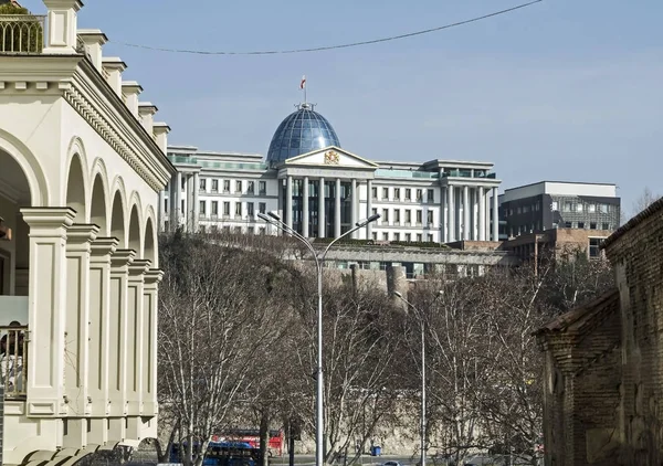 Θέα από το Προεδρικό Μέγαρο στην Τιφλίδα — Φωτογραφία Αρχείου