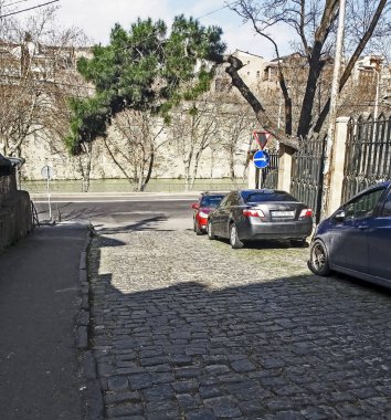 taş döşeli sokaklarında eski Tbilisi