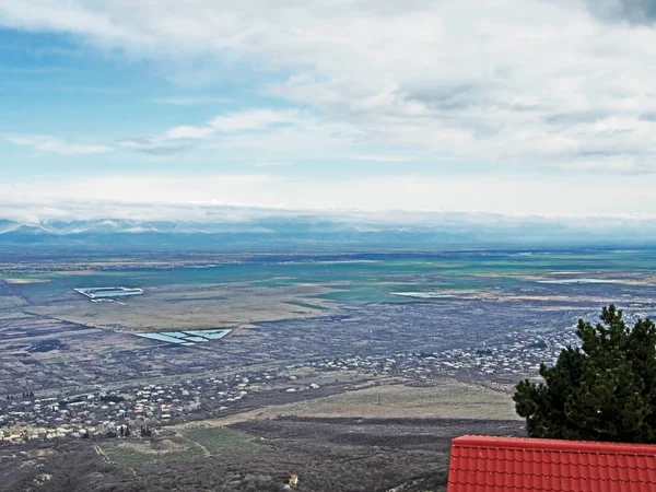 Κορυφαία όψη της κοιλάδας Alazani στη γεωργία — Φωτογραφία Αρχείου
