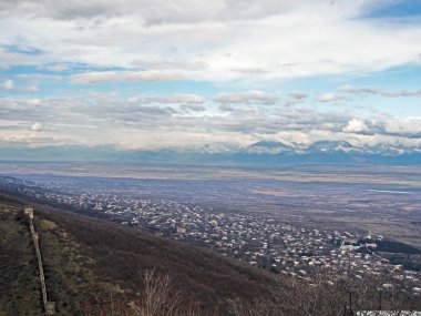 Gürcistan'da Alazani vadisinin üst görünümü