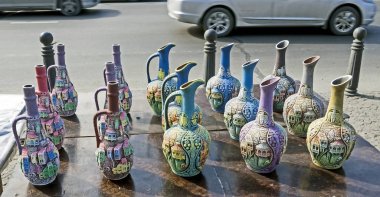 Tiflis kil hediyelik sürahi satışı