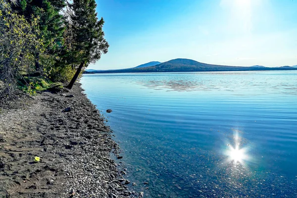 Gyllene Höst Närheten Sjön Zyuratkul Färgglada Träd Ural Berg Pittoreska — Stockfoto