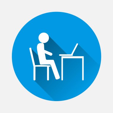  Vektör kişilik bir bilgisayar ya da laptop düz gölge ile çalışır. Katmanlar kolay düzenleme Gösterim amacıyla gruplandırılmış. Tasarımlarınız için.