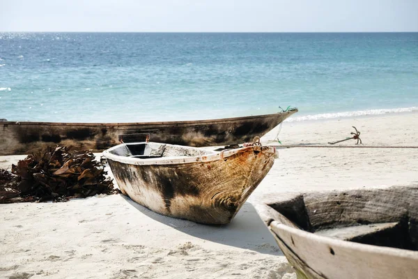 Océano Índico Barcos Pesca Madera Playa Zanzíbar Tanzania Hermosa Playa —  Fotos de Stock