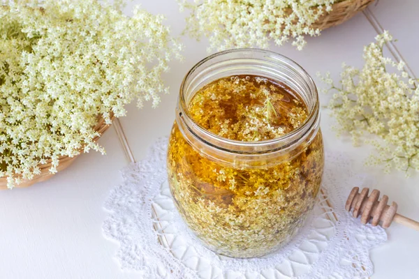 Jar Tele Friss Elder Virágok Méz Hogy Készítsen Házi Gyógynövényes — Stock Fotó