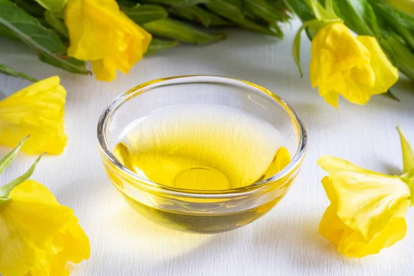 Aceite Onagra Bol Con Planta Floración Fresca — Foto de Stock