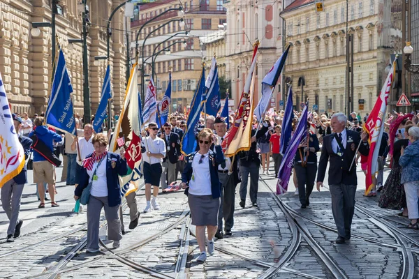 Praga República Checa Julio 2018 Visitantes Estadounidenses Desfilan Sokolsky Slet — Foto de Stock