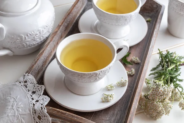 Herbal Tea White Vintage Cups Fresh Yarrow Flowers — Stock Photo, Image