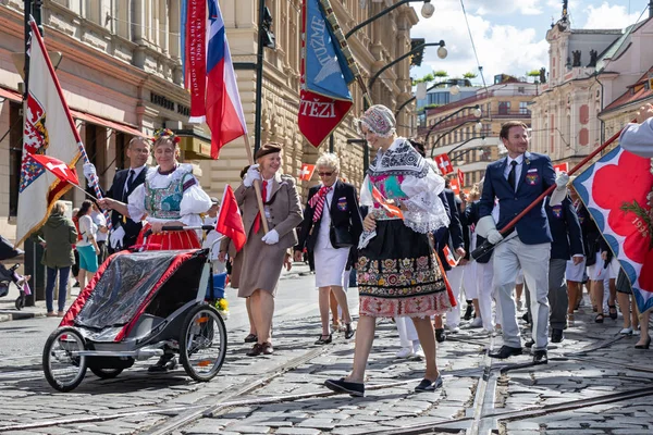 Praga República Checa Julio 2018 Gente Desfilando Sokolsky Slet Una — Foto de Stock
