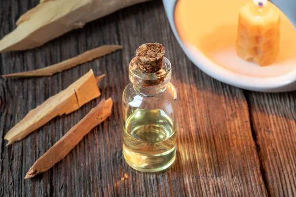 Bottle Essential Oil White Sandalwood — Stock Photo, Image
