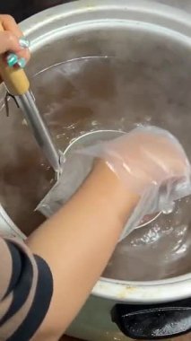 Tavuk çorbası, Asya sokak yemeği. Asya Çorbası Sokak Yemekleri