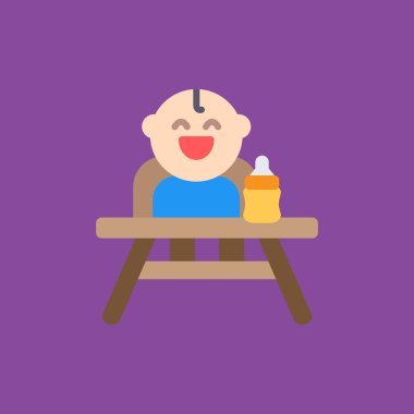 Mutlu gülümseyen çocuk elinde süt şişesiyle oturuyor.