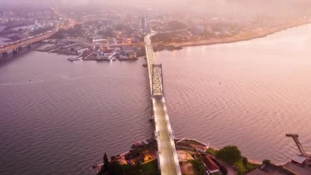 Мост Эрреро Лус Закате Вид Сверху Форианфас Санта Катарина Бразилия — стоковое видео
