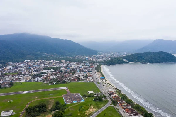 Havalimanı Ubatuba Sao Paulo Brezilya Yukarıdan Görüldü — Stok fotoğraf